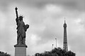 Paris Statue de La Liberté et Tour Eiffel